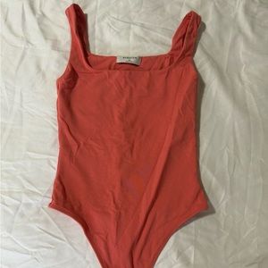 Aritzia contour bodysuit in coral